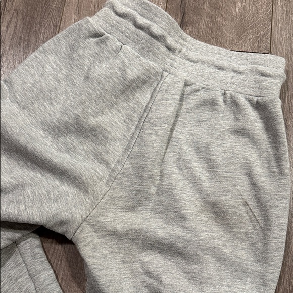 Grey alo yoga jogger pants xs - Picture 4 of 4